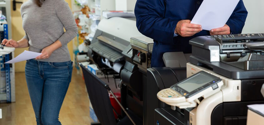 Kopierer werden in vielen Büros und Arbeitsumgebungen verwendet, um Dokumente schnell und einfach zu vervielfältigen.